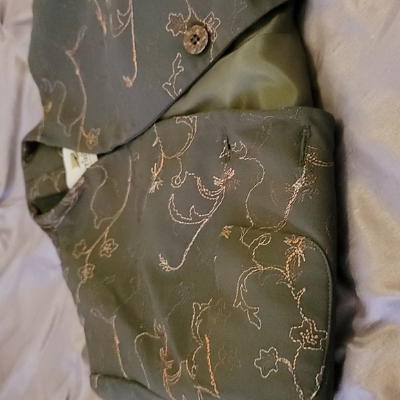 Intuitions  Jaguar Green Pants suite - Picture 4 of 8